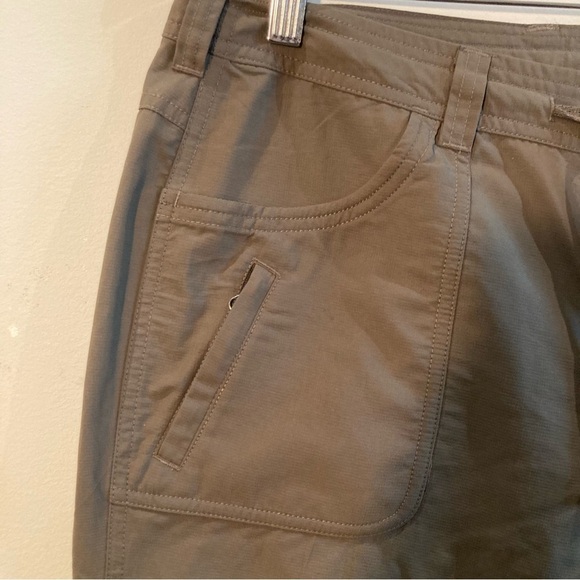 THE NORTH FACE Sz 12 Khaki Convertible Hiking Pants with Many Pockets - Picture 7 of 16